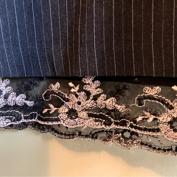 Skirt and blouse set - Picture 5 of 5